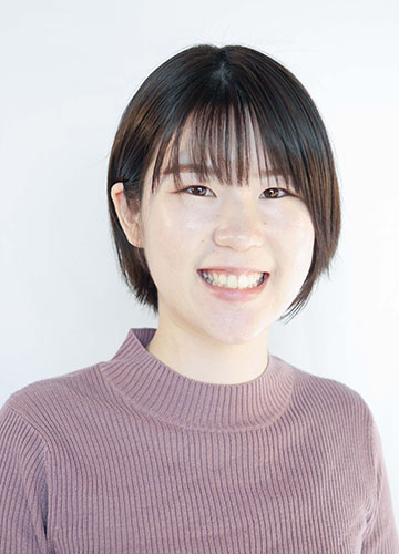 スタッフ：入谷友佳子